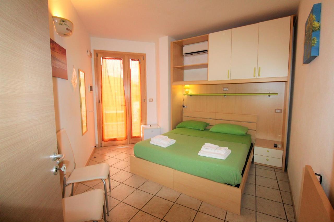 B&B Scoglio Di Pirro Climatizzato A 150 M Dalle Spiagge Salentine Torre San Giovanni Ugento Eksteriør billede