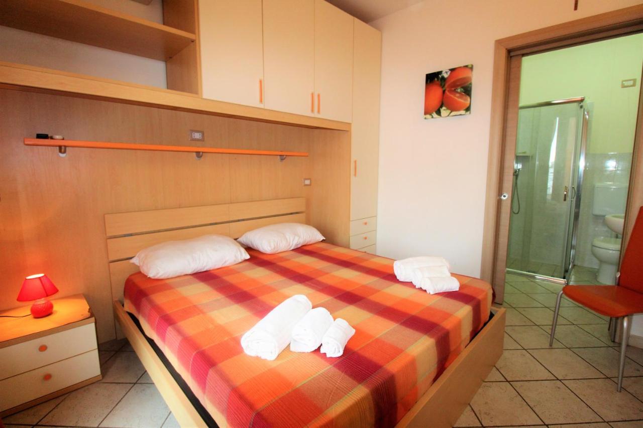 B&B Scoglio Di Pirro Climatizzato A 150 M Dalle Spiagge Salentine Torre San Giovanni Ugento Eksteriør billede