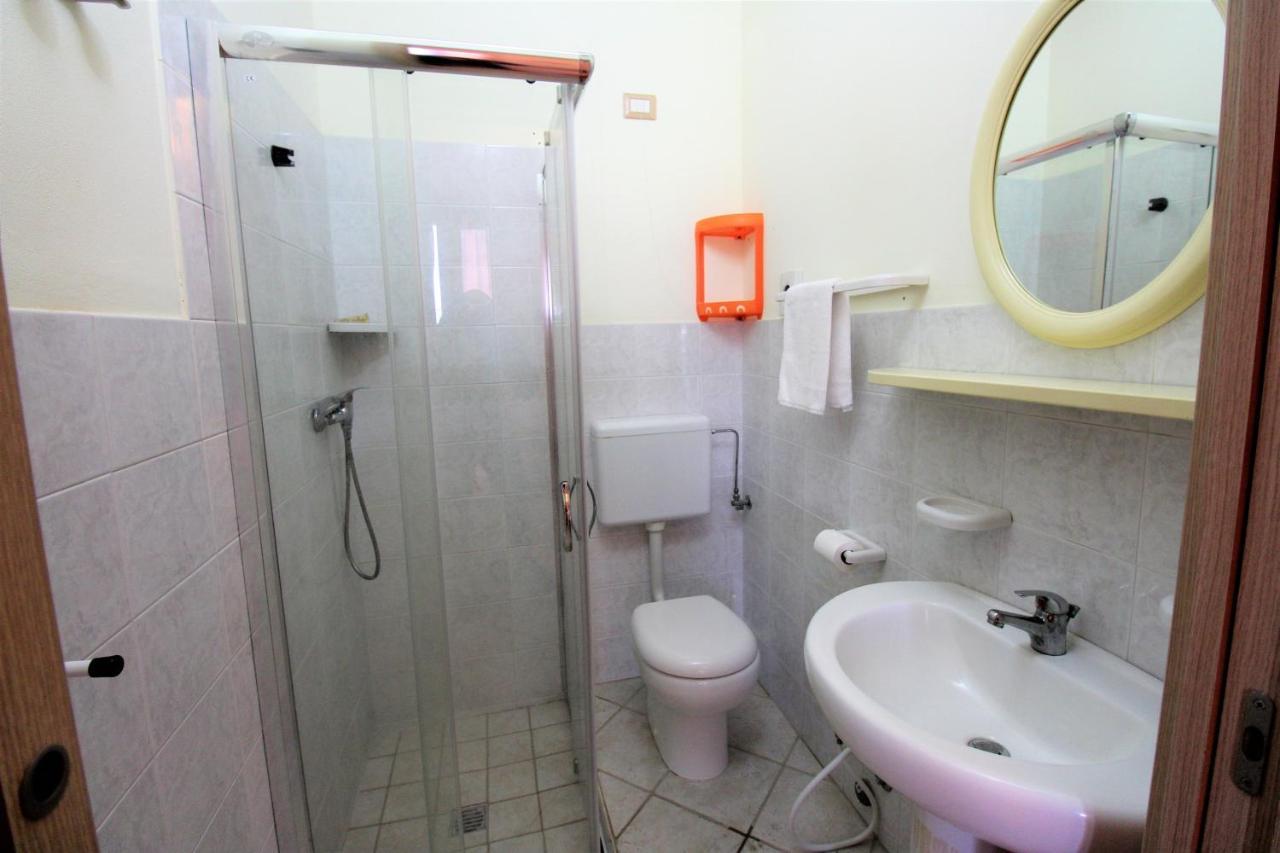 B&B Scoglio Di Pirro Climatizzato A 150 M Dalle Spiagge Salentine Torre San Giovanni Ugento Eksteriør billede