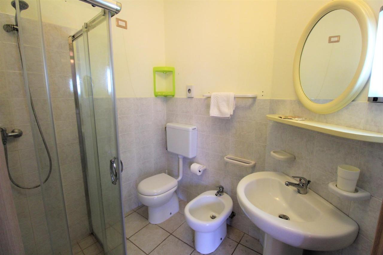 B&B Scoglio Di Pirro Climatizzato A 150 M Dalle Spiagge Salentine Torre San Giovanni Ugento Eksteriør billede