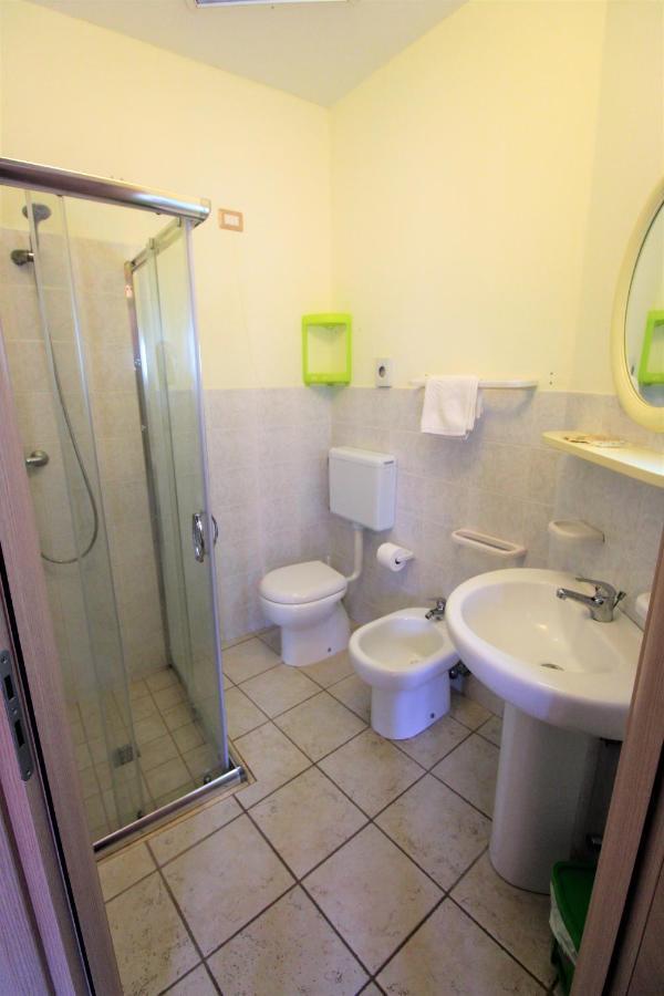 B&B Scoglio Di Pirro Climatizzato A 150 M Dalle Spiagge Salentine Torre San Giovanni Ugento Eksteriør billede